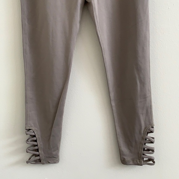 Bars and Branches leggings - Picture 5 of 7